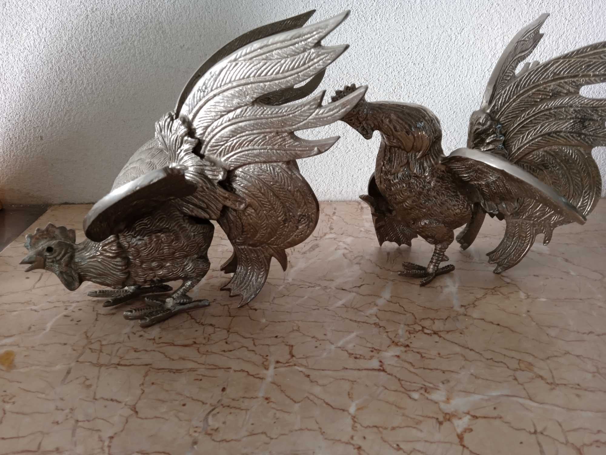 Decoração Galos em estanho