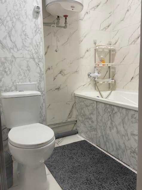 Здаю погодинно подобово 2х кім 44 кв Кр.Ріг,ще вариант дом (з автоном)