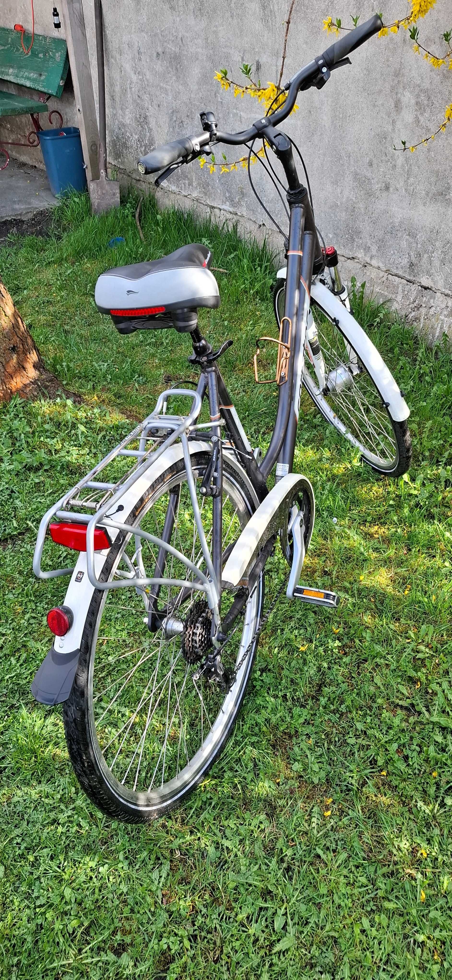 Rower trekkingowy Corratec