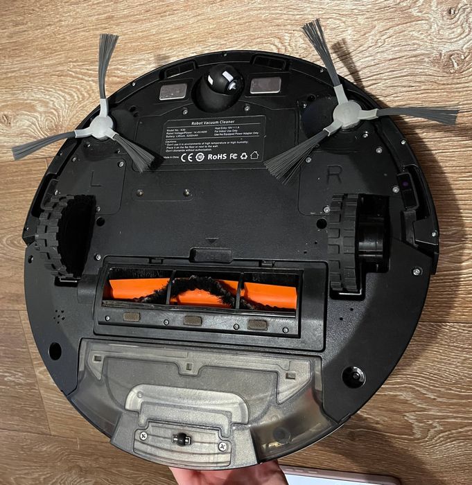 Робот-пилосос ABIR K30 з самоочищенням, лазерною навігацією та вологим