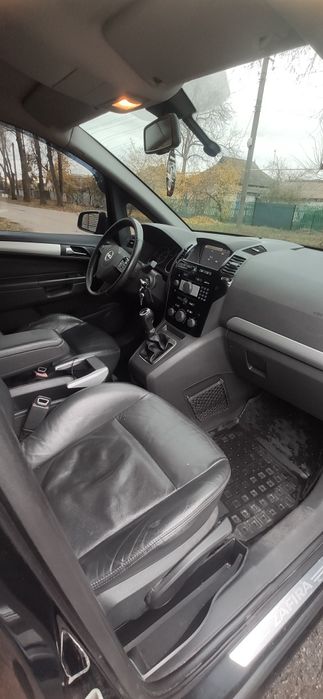 Продам Opel Zafira B