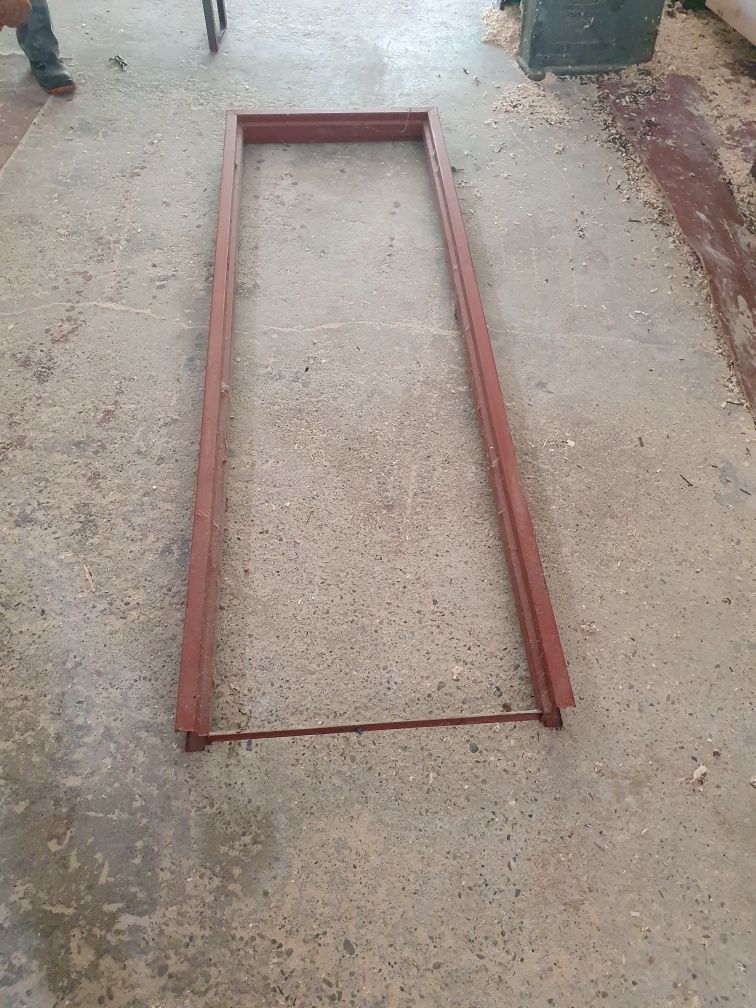 Futryny metalowe