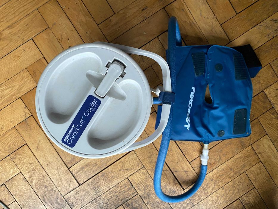 Aircast CRYO CUFF rehabilitacyjny chłodzący termos i mankiet na kolano