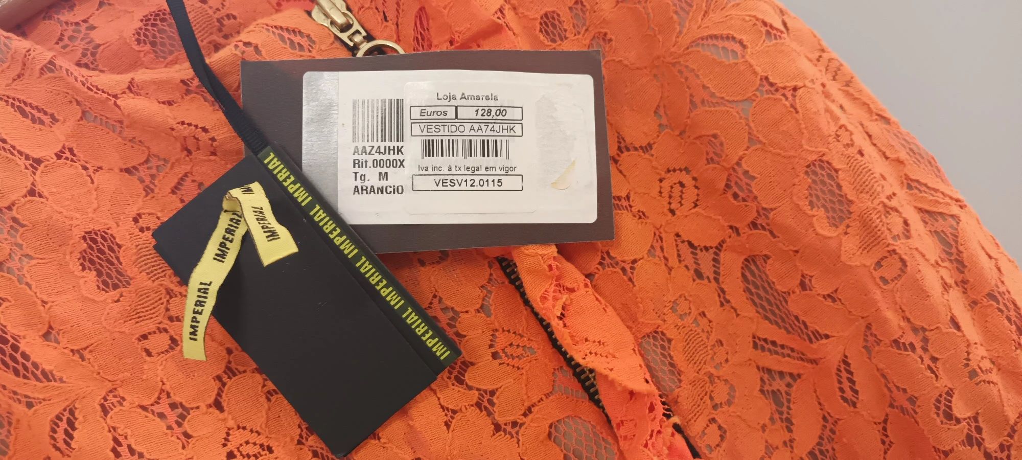 Vestido de renda, marca Imperial- NOVO