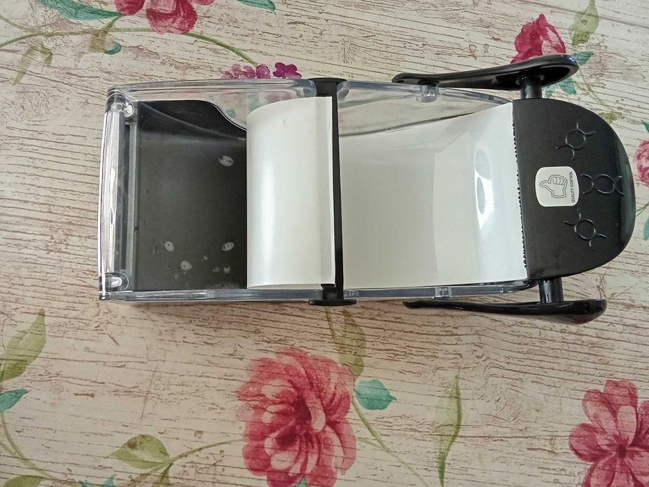 Aparelho para enrolar sushi