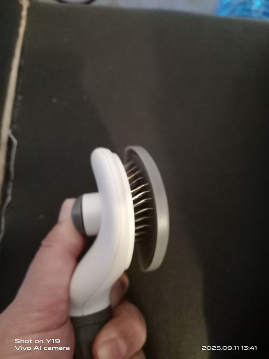 Когтеточка, игрушки,подушка, расчёски для кота