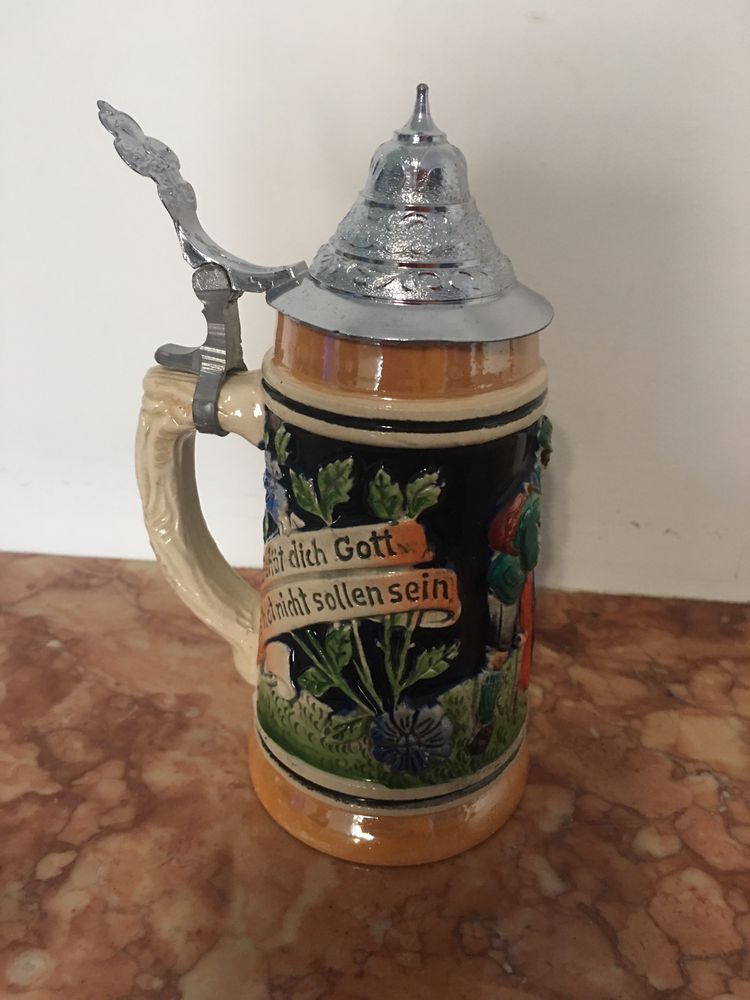 Caneca de cerveja Alemã