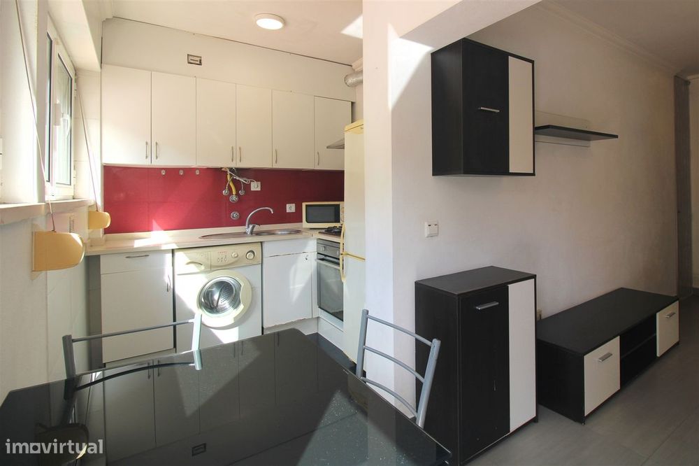 Apartamento T1, no Bairro Norton de Matos