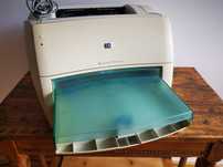HP LaserJet 1000 series Laserowa drukarka DOS USB Mercedes AMG T-34