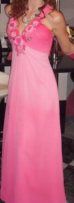 Очень нарядное выпускное платье