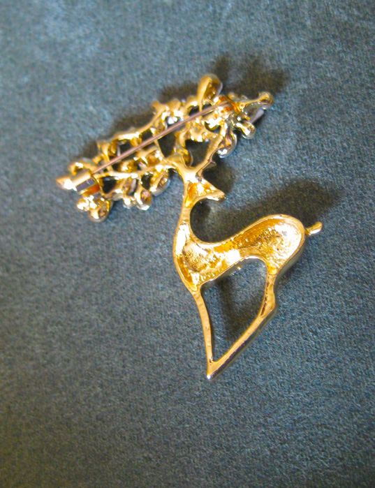 Alfinete / Broche / Pregadeira Veado Dourado c/ Cristais NOVO