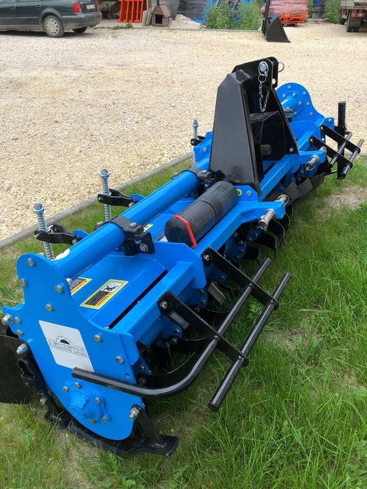 glebogryzarka Agrostar zawieszana do traktora Dostawa