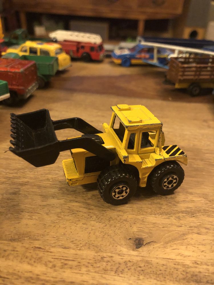 Matchbox Tractor Shovel