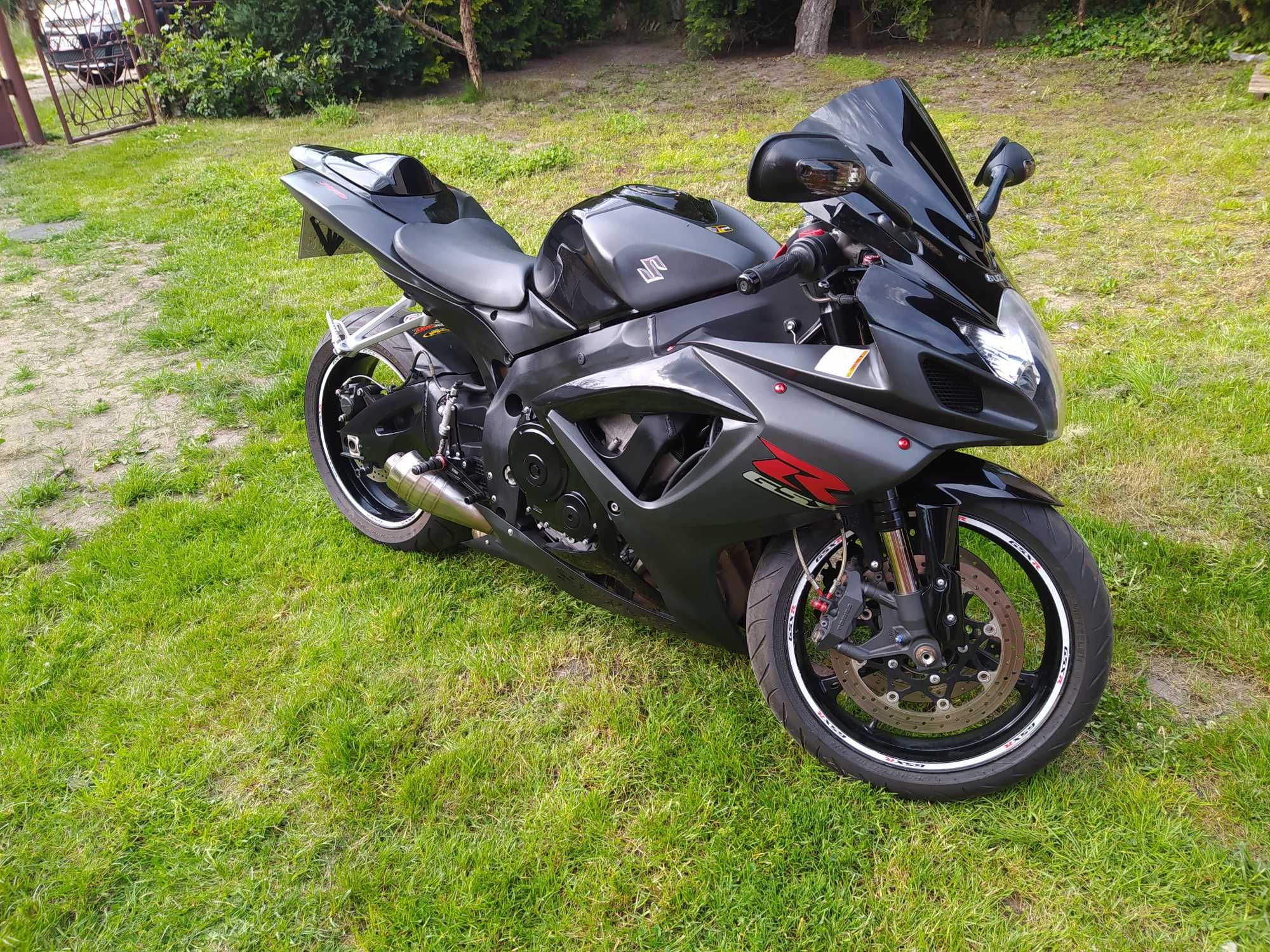 Sprzedam Suzuki GSX-R 750