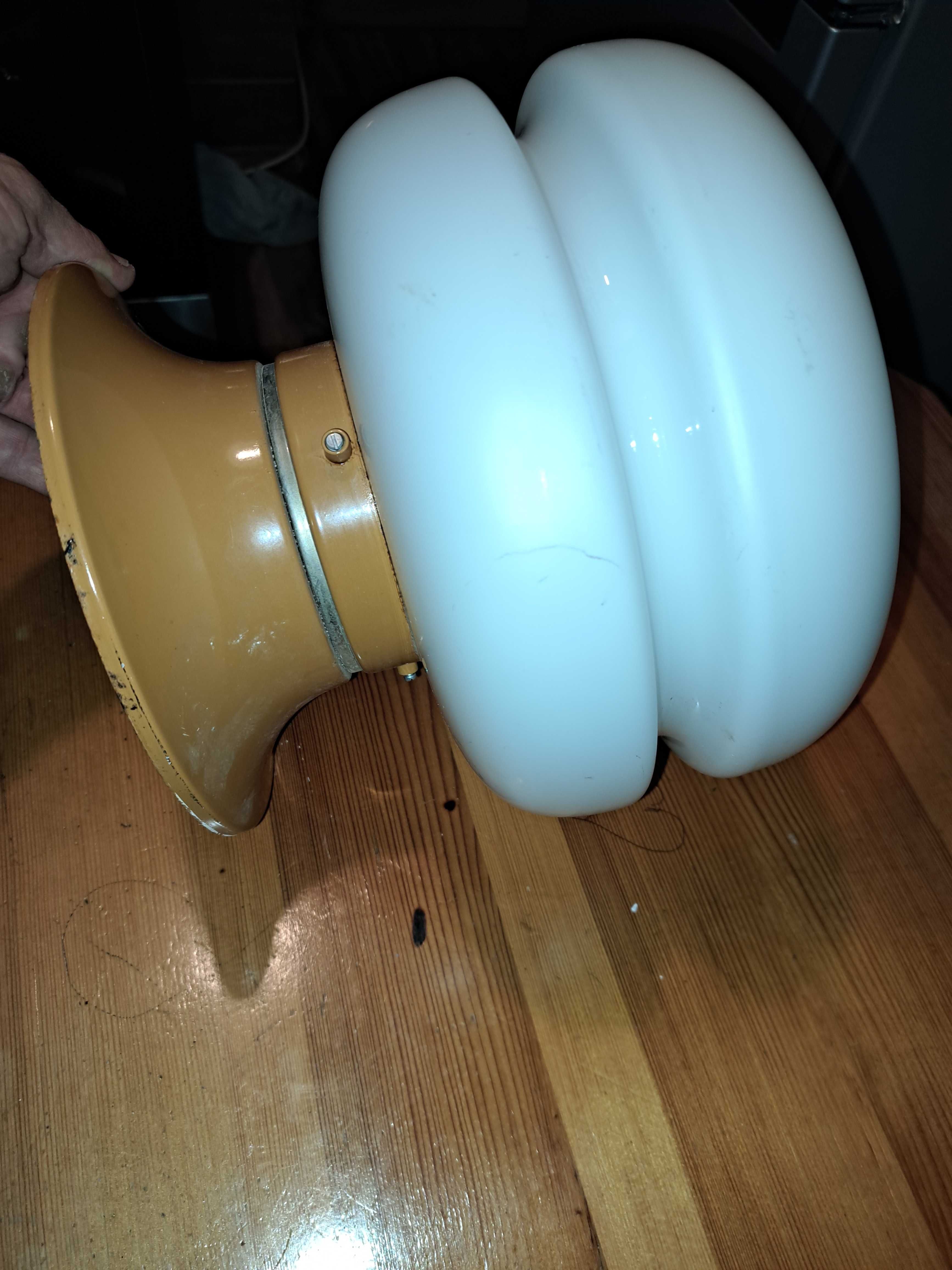 Retro lampa wiszaca przysufitowa z 60 tych lat firmy Napako