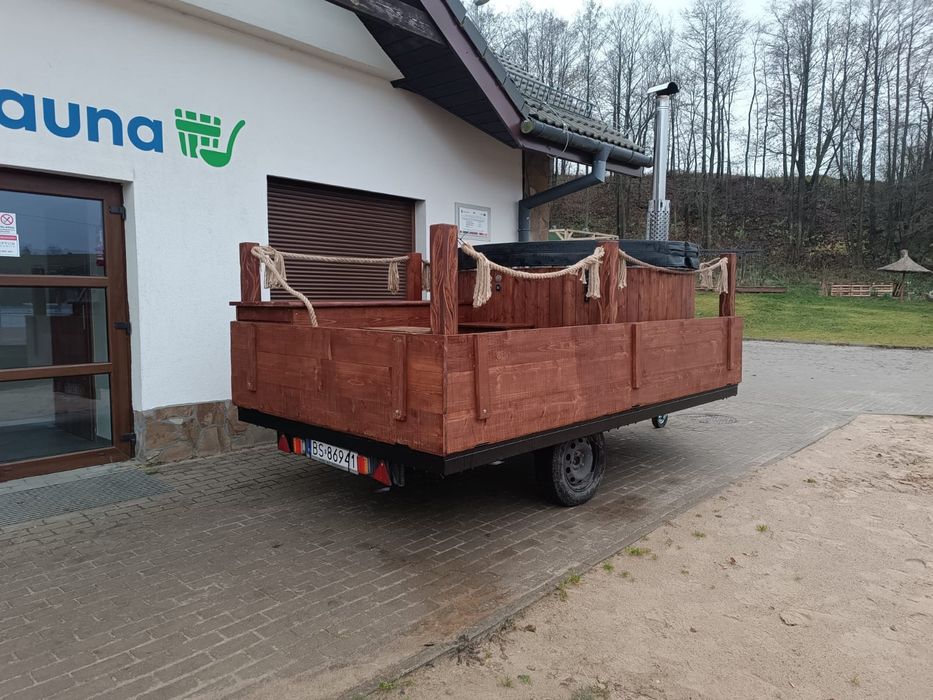 Wynajem Mobilnej Balii Jacuzzi