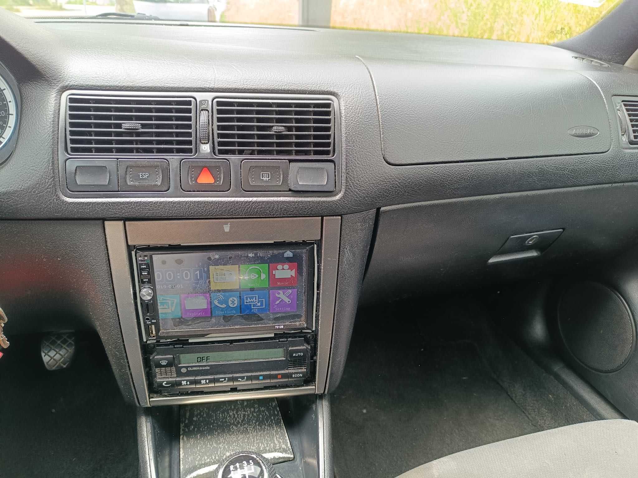 Vendo/Troco VW Golf IV 1.9 TDI PD100 por Honda X-adv 750