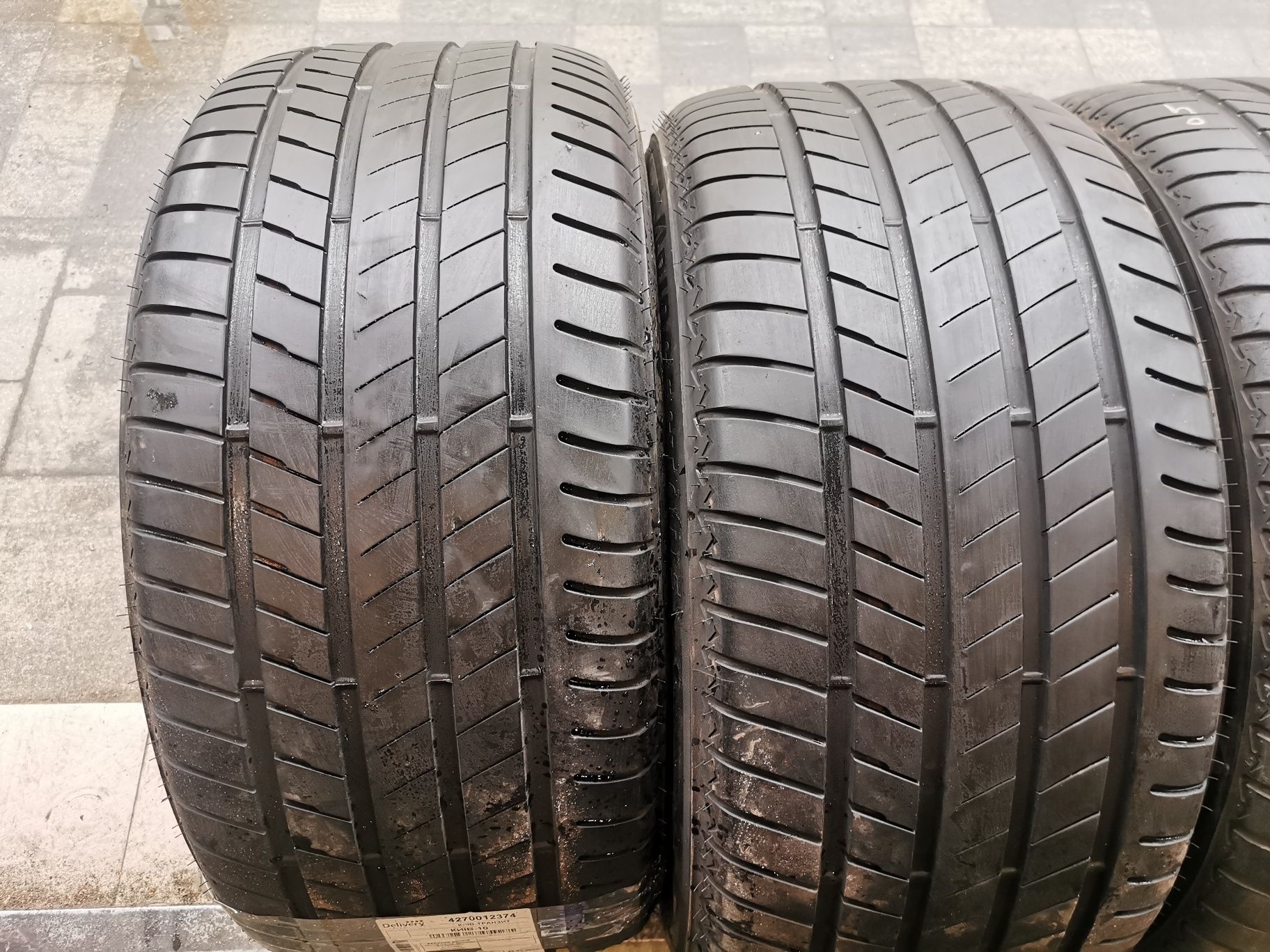 Летняя резина разноширокая 275/45 R20 305/40 R20 Bridgestone Runflat