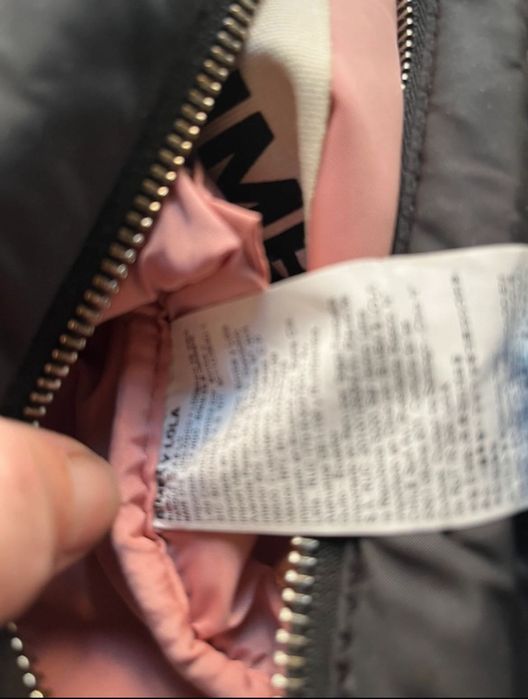 Mala Bimba y Lola preta nylon 
interior a rosa com 3 bolsas exteriores