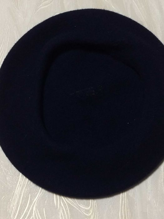 Шерстяний берет темно-фіолетового кольору, р.56-58