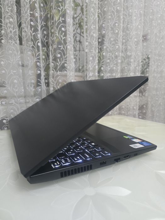 Lenovo Gaming 3/120Hz/i5-11300H/RTX 3050/SSD:512GB/RAM:8GB