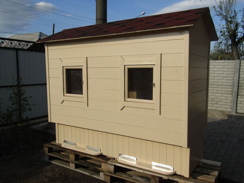 Сон на бджолах. Апібудинок. Апидомик