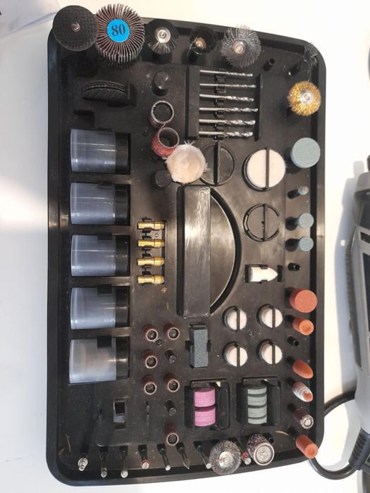 Narzędzie wielofunkcyjne Titan 863MLT + akcesoria
Sprzedaję to co na z