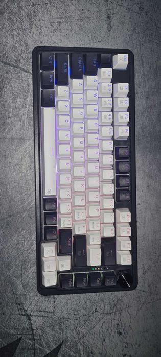 Redragon Ucal Pro Mechanical Keyboard – Like New!64551209516674122