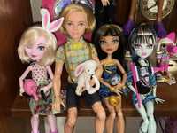 Монстeр Хай, Monster High dolls