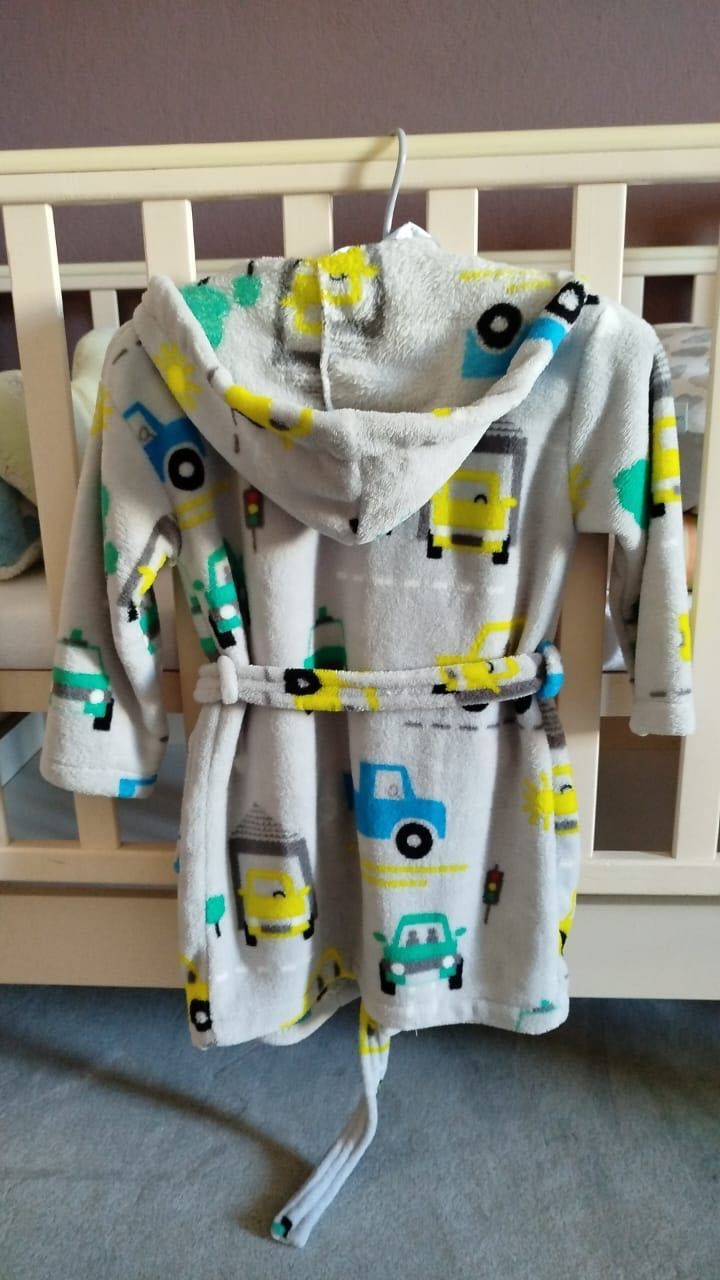 Дитячий халат для хлопчика на 3-4 роки