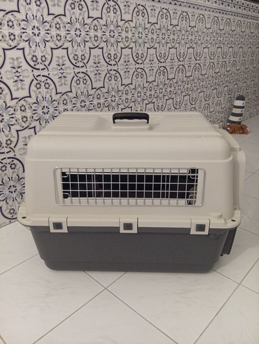 Transportadora de animais de estimação de grande porte, como nova,