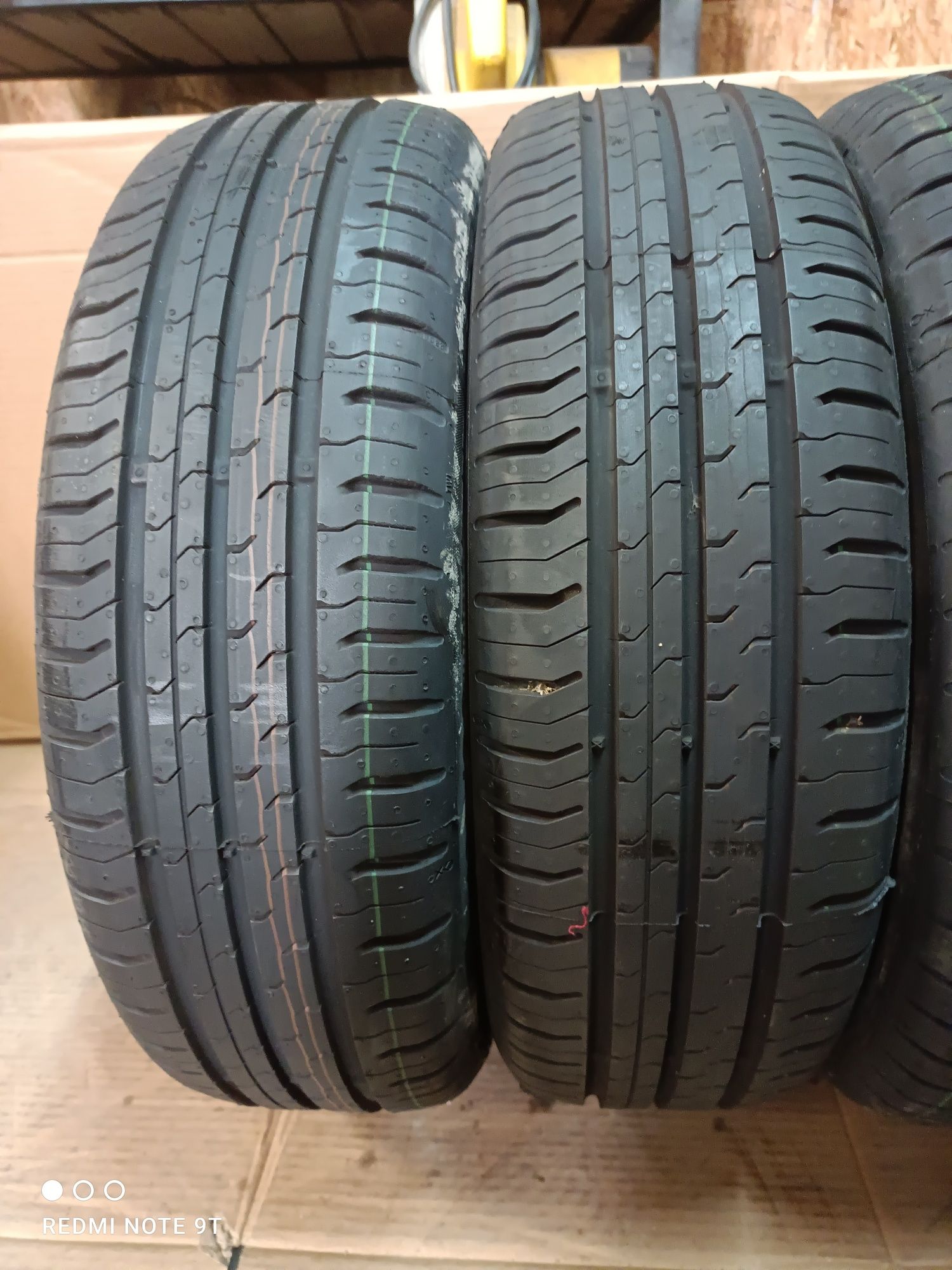 050 TSM Komplet opon letnich 165/60R15 77H Continental ContiEcoContact