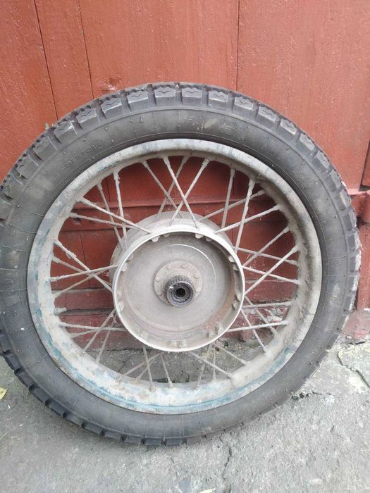 Колесо їж планета