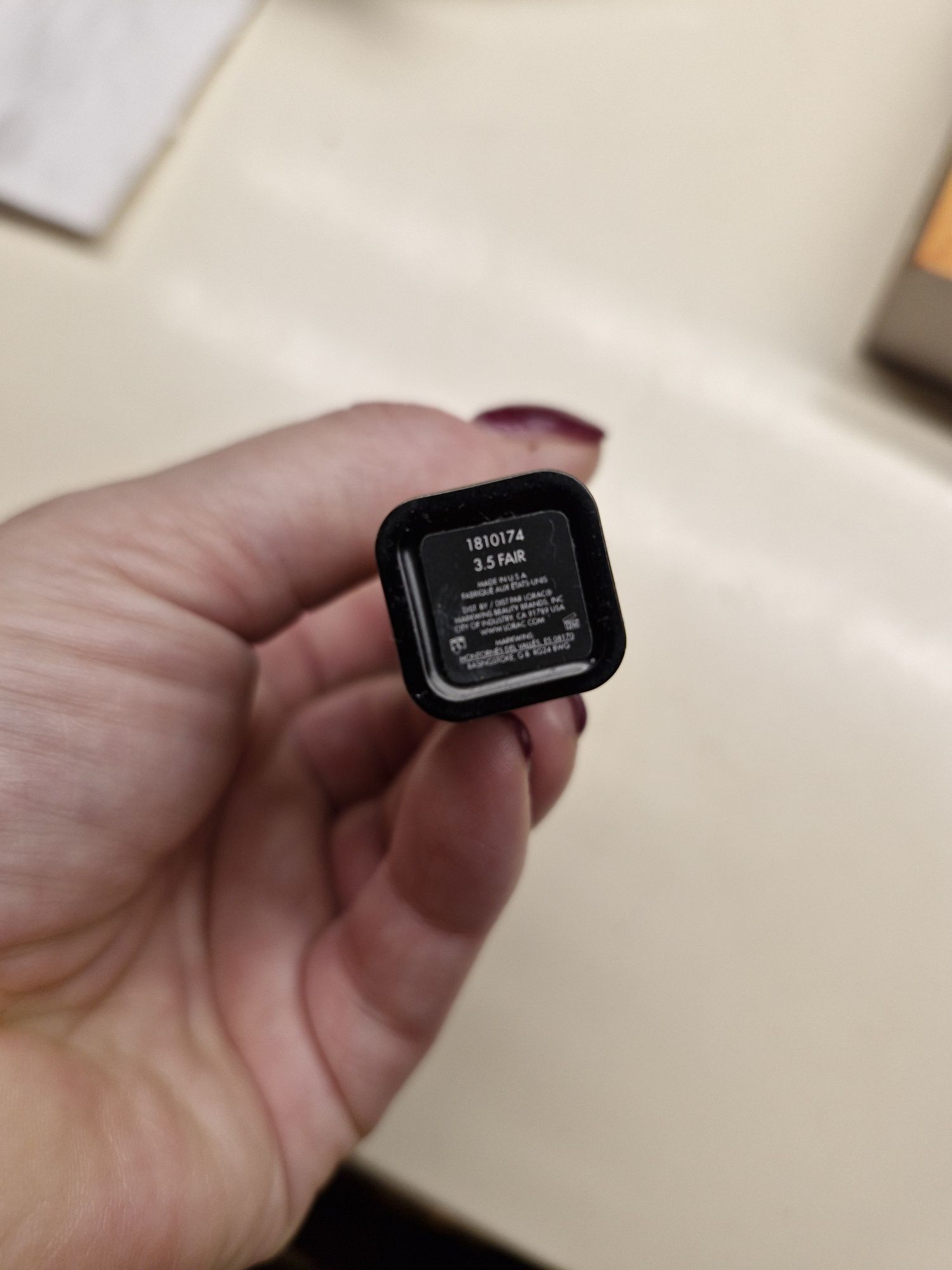 LORAC PRO korektor