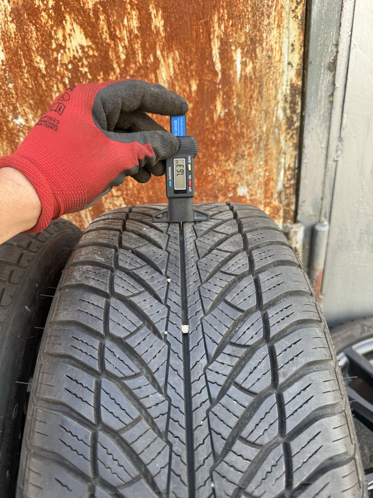 Шини зима 245/45 R18 100V GoodYear Ultragrip 8 Perfomance RunFlat