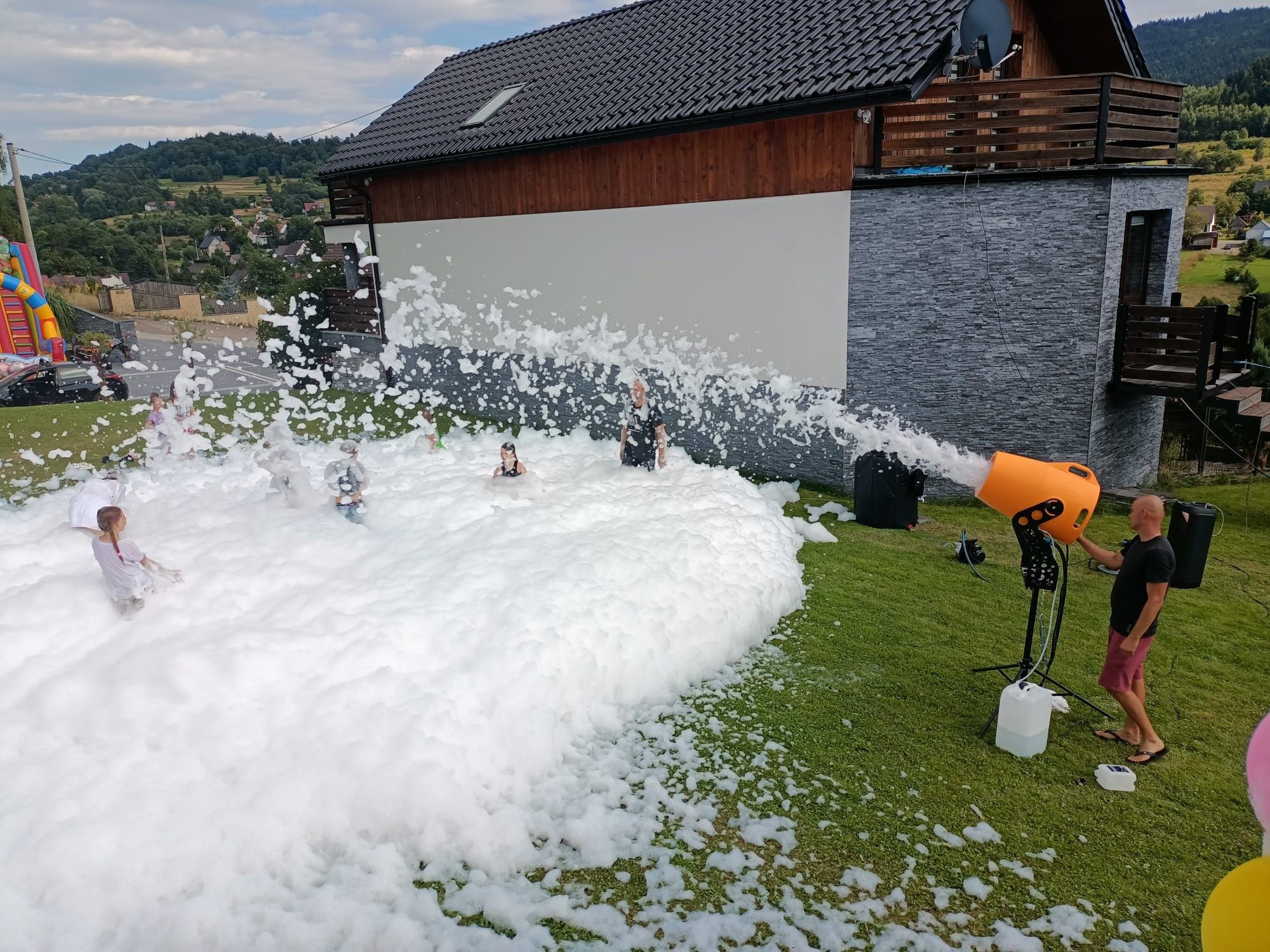 Dmuchaniec DMUCHAŃCE do wynajęcia