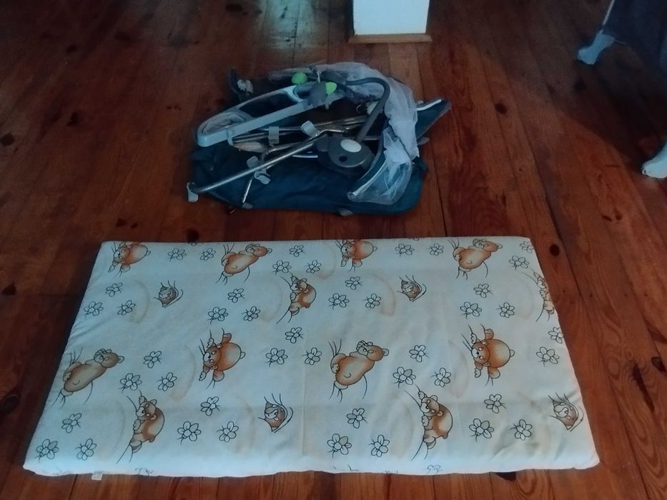 Kompletne nieużywane łóżeczko dla niemowlaka z materacem 120x80