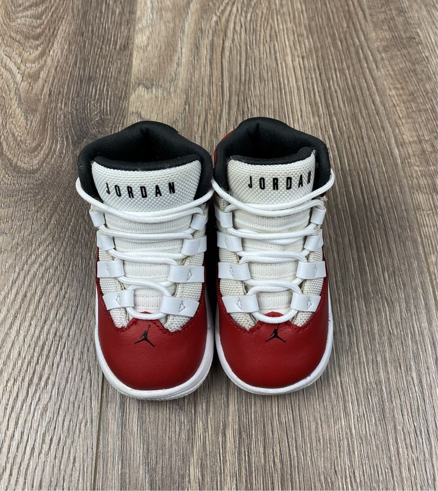 Дитячі Кросівки Nike Jordan 21-22 13 см