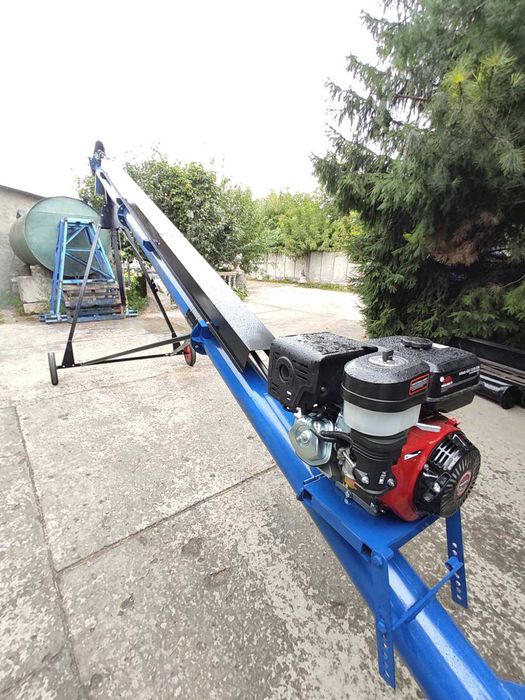 Гвинтовий конвеєр, шнековий навантажувач, зернонавантажувач 270Х12 м