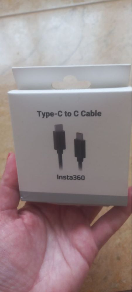 Insta360 X4 + Акумулятор + SD картка + Кабель