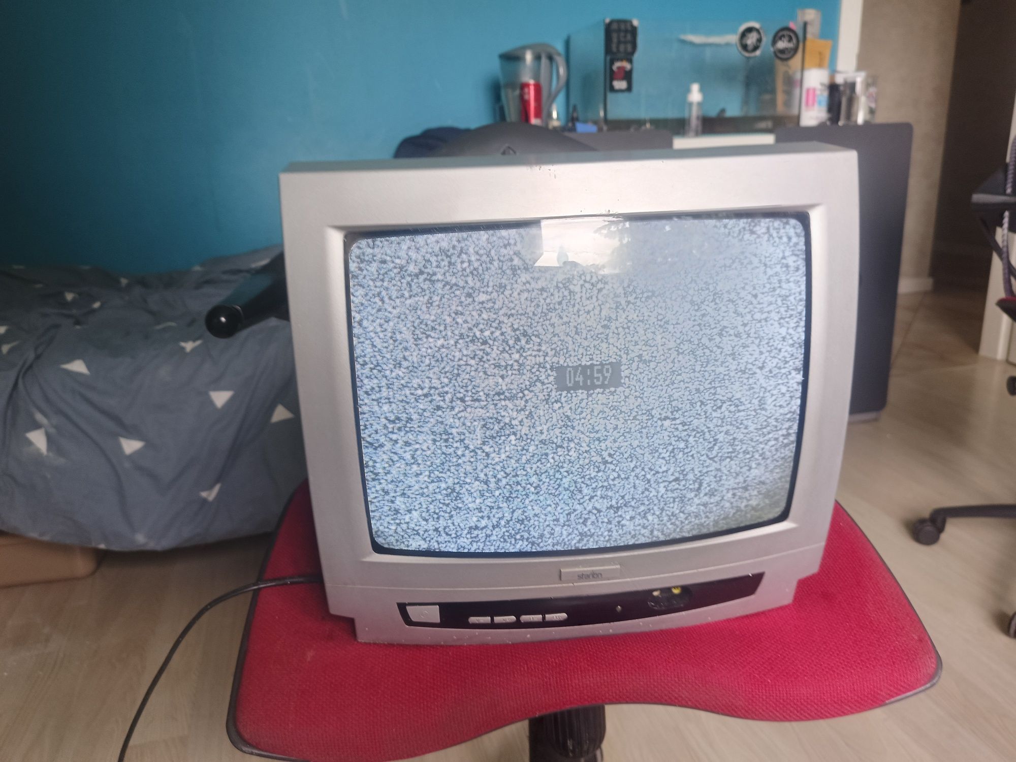 Starion TV 1410a – telewizor CRT do retro gamingu