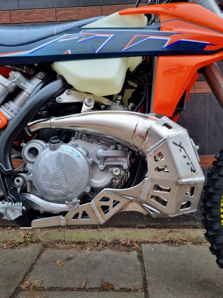 Osłona dyfuzora  PŁYTA silnika  KTM HUSQVARNA Gas Gas 2T 250 300