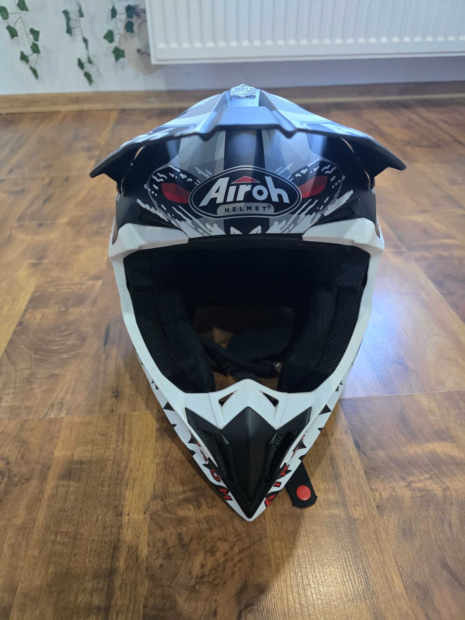 Kask Airoh + gogle + intercom do rozmów