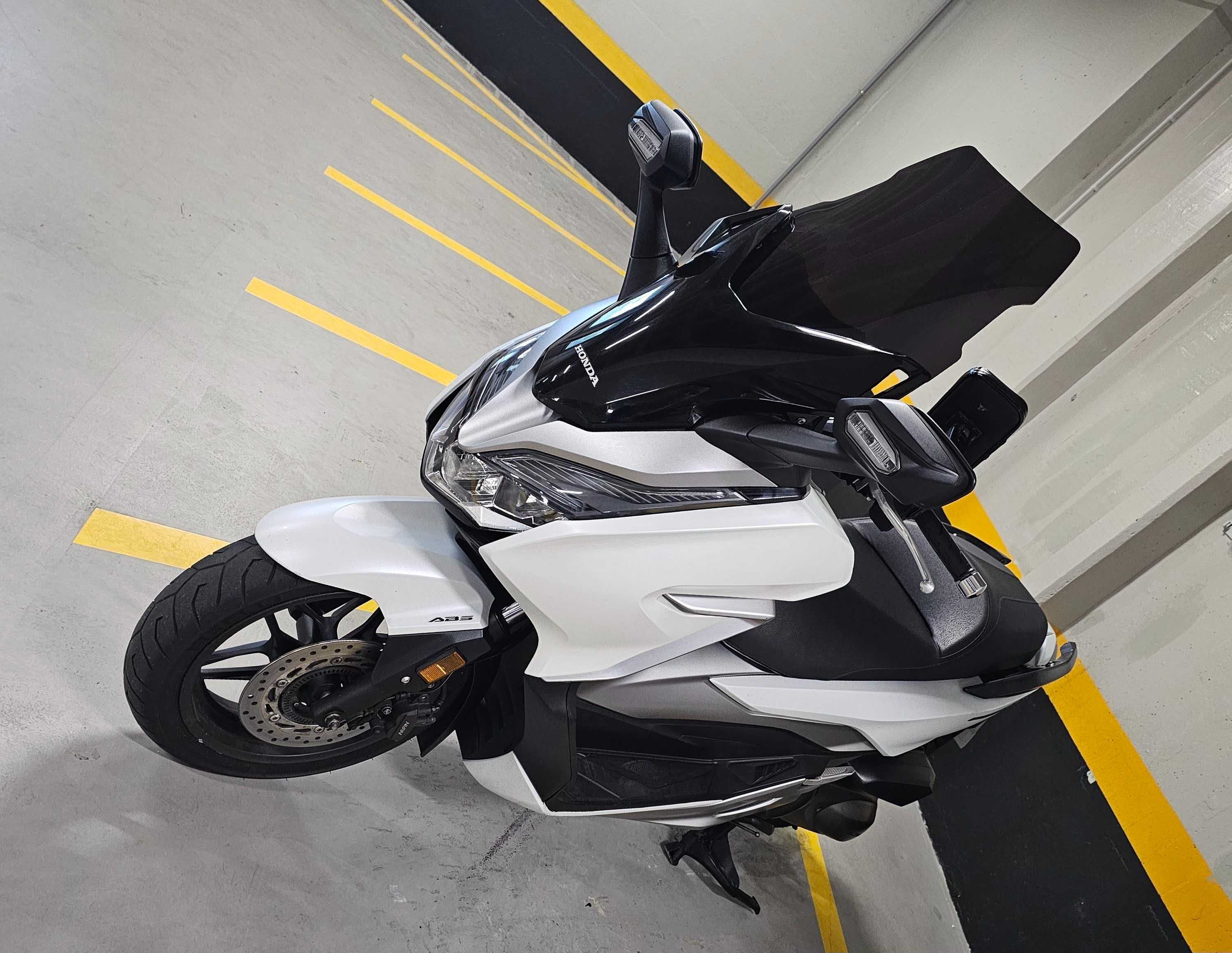 Honda Forza 300 / 2018.