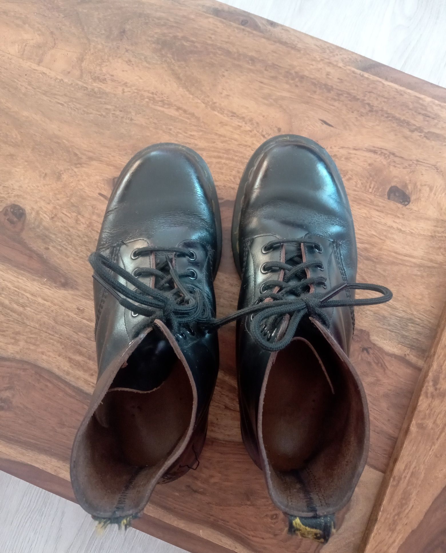 Klasyczne glany Dr. Martens rozmiar 40