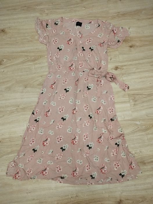 Pastelowa letnia sukienka