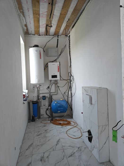 Продам сучасний будинок Зарічани