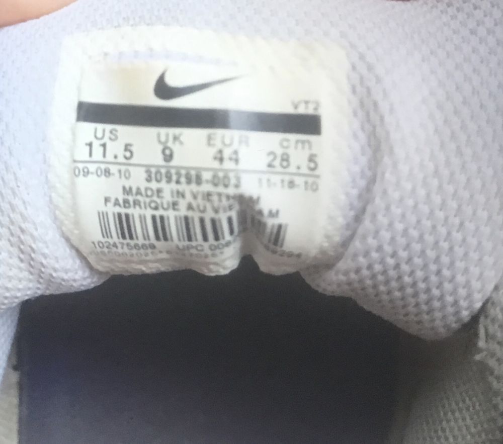 Продам кроссовки Nike airmax 44