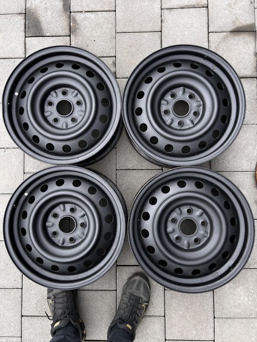Felgi Stalowe 16'' 5x114.3 ET39 TOYOTA Auris Avensis CoROLLA Yaris