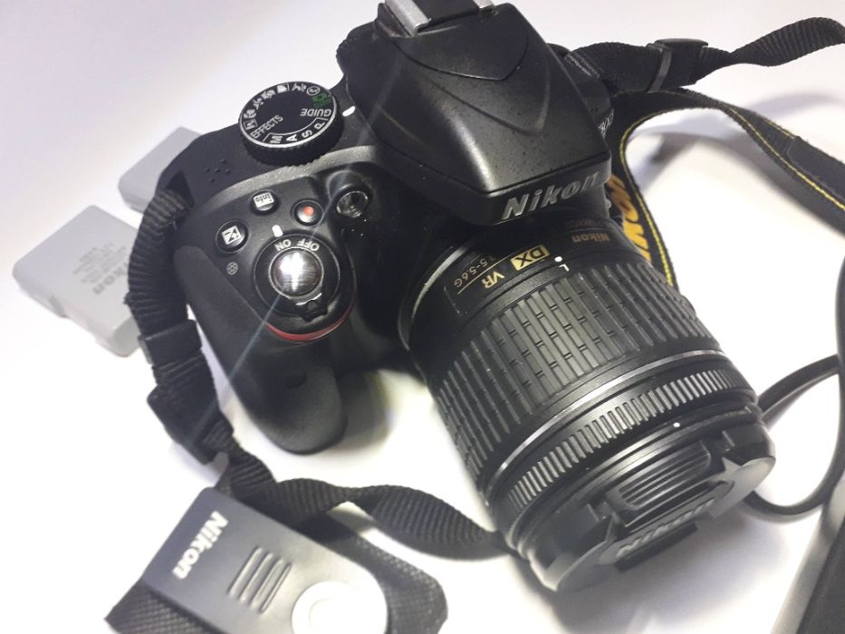 Nikon D3300 + nikon dx af-s nikkor 18-55mm 1 3.5-5.6g +
